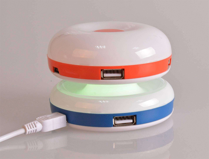 小夜燈USB充電數(shù)據(jù)線，深圳數(shù)據(jù)線生產(chǎn)廠家