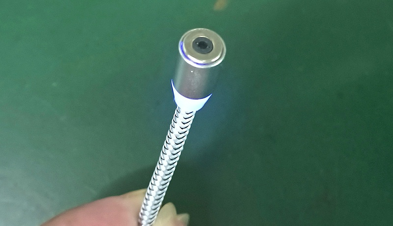 網紅搖搖杯磁吸充電線，短路自動斷電